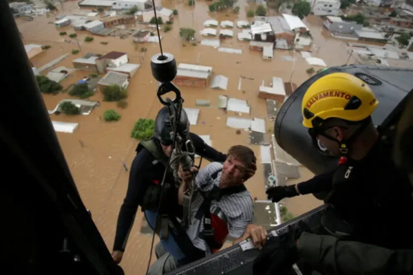 Os RAPA NUI e os gaúchos: Vítimas da degradação ambiental