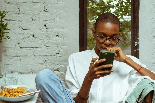 É só ADOLESCÊNCIA…